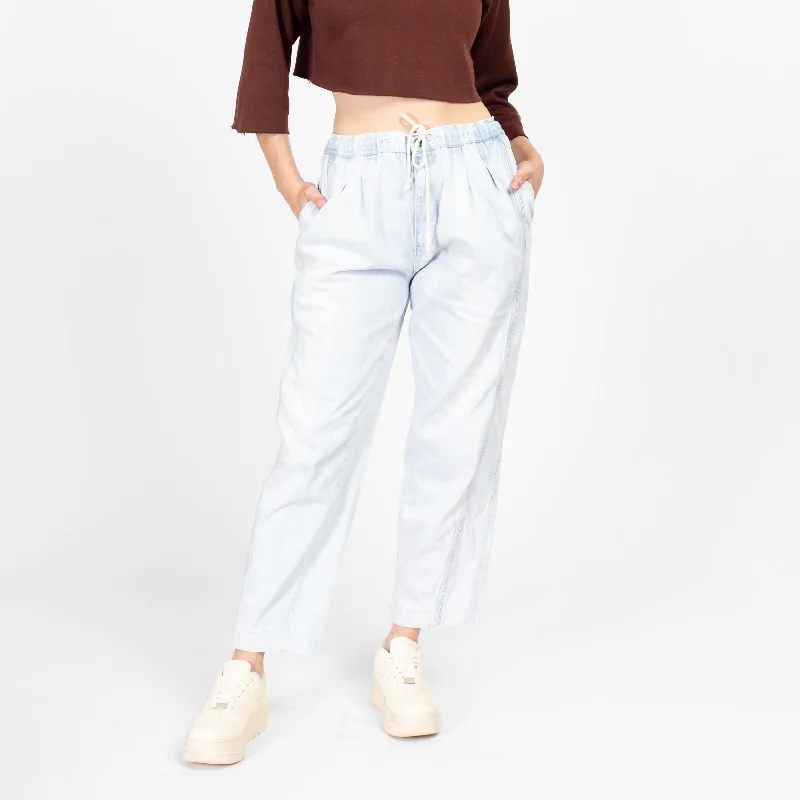 Cozy Everyday Styles Medium 80s Light Wash Drawstring Waist Jeans 27"-31"