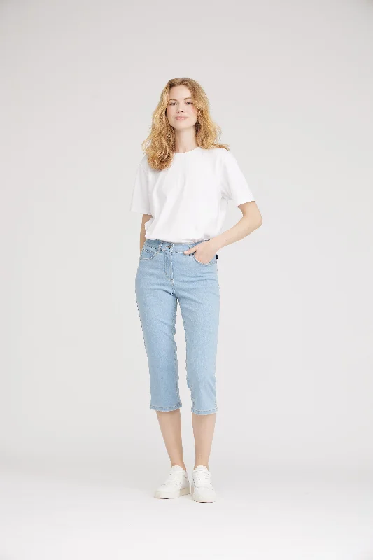 Cozy Day Clothing Charlotte Regular Capri Medium Length - Light Blue Denim